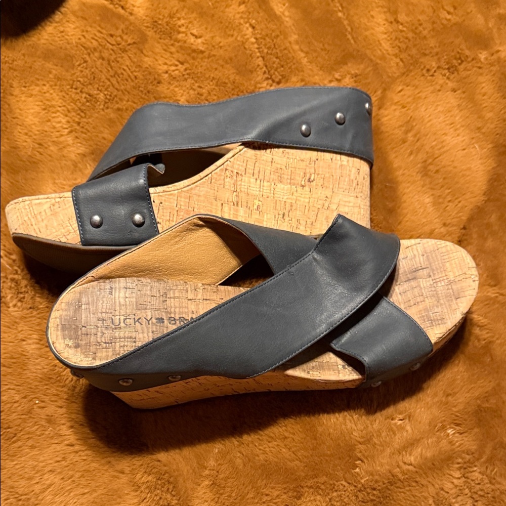 Lucky Brand Black and Tan Wedge Sandals